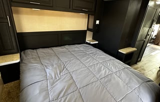 Your Home On Wheels! No Special License Needed!