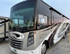 Thor Motor Coach Challenger 37YT