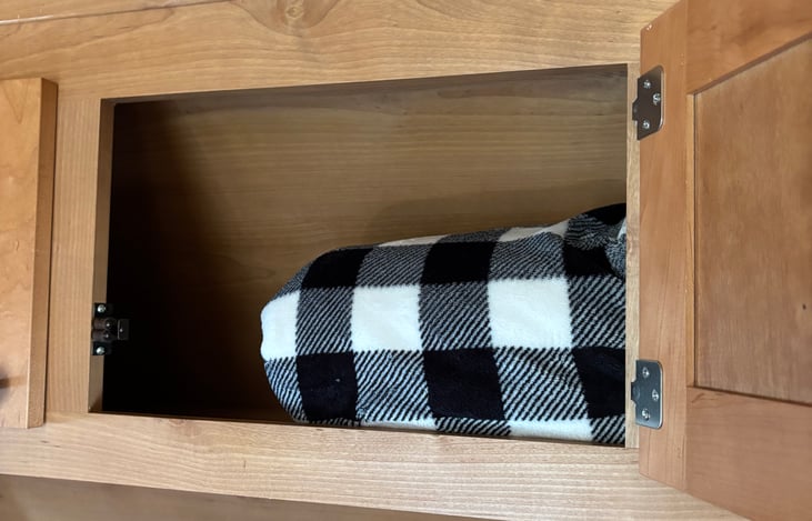 extra blanket/throw