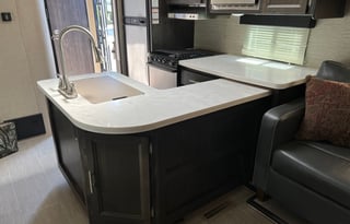 Waylon’s Double Slide living room pet friendly RV with 2 cold AC’s!