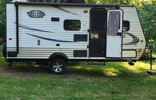 2016 Viking Ultra-Lite 17BH