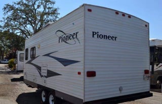 2006 Fleetwood Pioneer