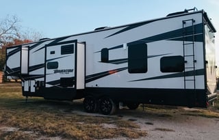 2019 Grand design Momentum 351
