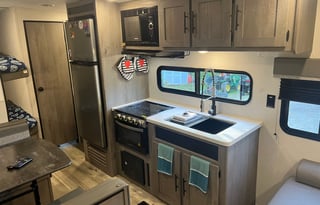 "Good Vibes Only" 2021 Springdale