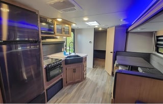 2024 Grey Wolf 29QB (2527) Winter Haven