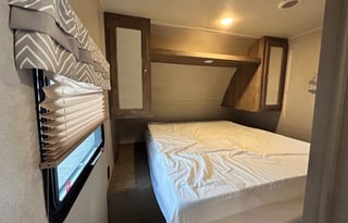 (#7) Puma Trailer w/ 4 bunks & outside kitchen