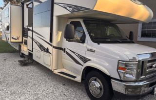 Family Friendly Jayco Greyhawk 31FS w/ bunks