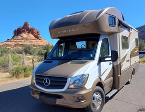 Winnebago Navion 24G