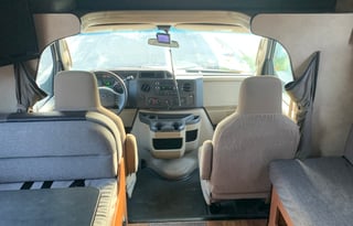 2014 Thor Motor Coach Four Winds 23A Grizzly3