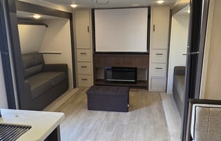 2026 Prime Time RV Avenger 30PO