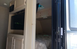 2018 Winnebago 2455BHS