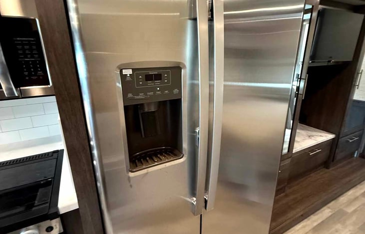 Full size refrigerator