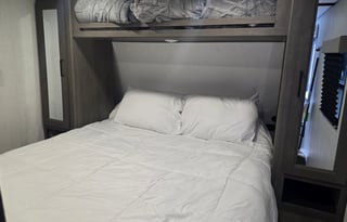 J&J RV Rentals Grand Design