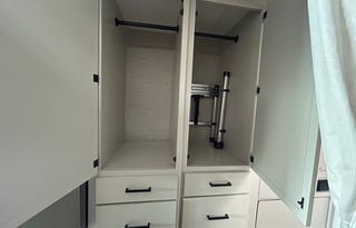 Luxury Compact RV- Easy to Drive, Road Trip Ready