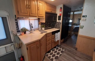 **** Delivery Only Winnebago ****