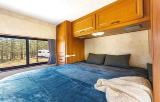 (#5)Las Vegas–Class C Sleeps 6 | Family & Festival