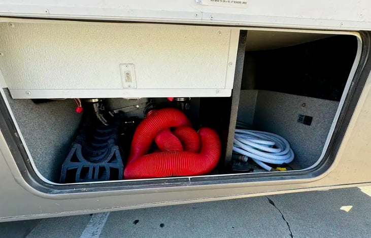 Fresh Water Hoses and Dumping Hoses