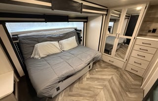 2023 Heartland Torque 384