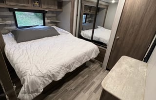 2020 CrossRoads RV Zinger ZR340BH