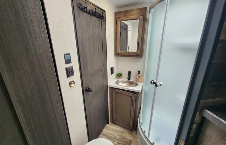 bathroom and master bedroom access