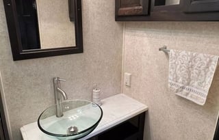 USER GUIDE AND SET UP VIDEOS