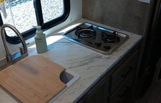 2025 20' Bunkhouse with Front RV Queen Bed, Cute!