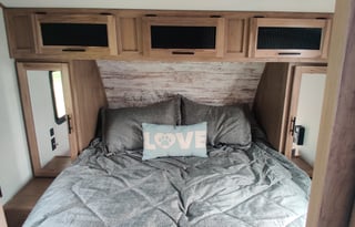 2023 Forest River Cherokee Alpha Wolf 33BH-L