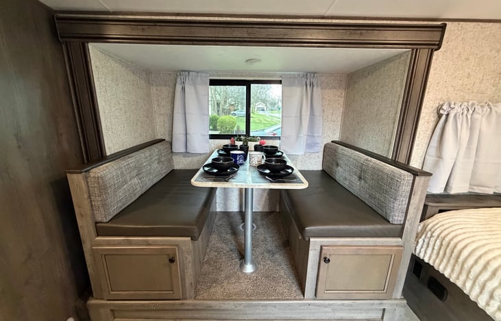 Dinette set up for 4 with storage underneath