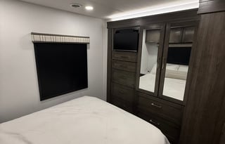 2026Entegra Esteem 31F *sleeps 10*UNLIMITED MILES*