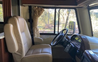 2013 Thor Motor Coach ACE 29 2