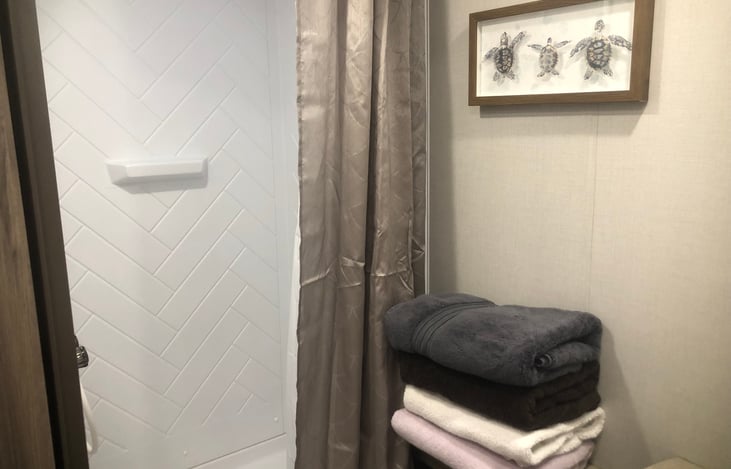 Shower -  Linens are included in rental