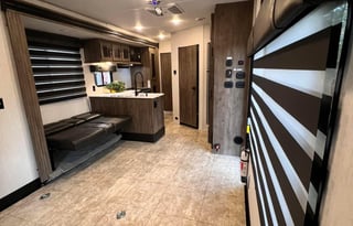 Family friendly,  Pet Friendly, 2022 Toy Hauler