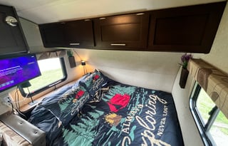 Wolf Pup 16BHS-Easy Tow, Sleeps 5, Pet OK, LOADED!