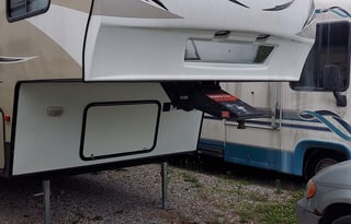 2017 Keystone RV Hideout 315RDTS