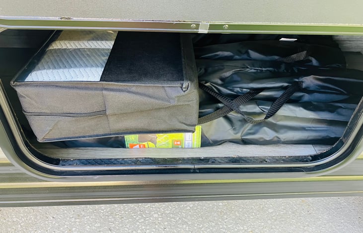 Back Storage. X 4 Outside Chairs and Mat