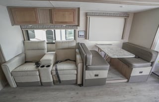 A5 Pursuit Sleeps6-Comfort, Space, Road Confidence