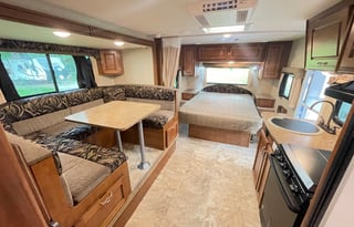 Lance 2185, Sleep 7 w/Triple Bunk, Fully Stocked