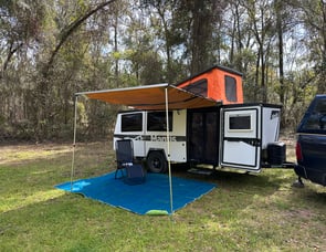 TAXA Outdoors Mantis Std. Model