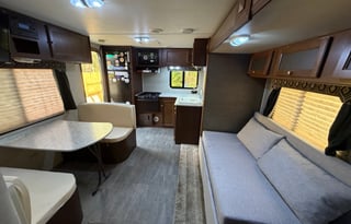 Happy Trail Hideaway-St Augustine Family RV Rental