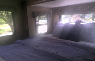 SUNSEEKER 25Ft W/ 3 SLIDES - RUSTY'S RV ADVENTURE