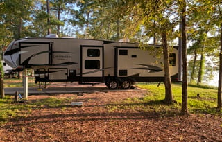2 bedroom Mid Bunkhouse Fifth Wheel