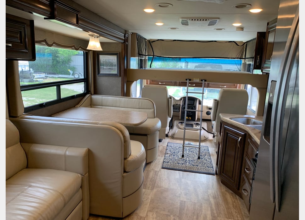Class A Motor Home rentals in Gretna