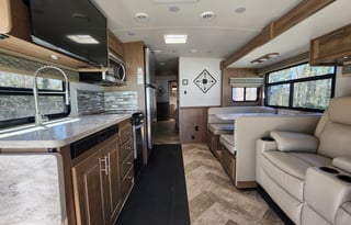2020 Forest River RV Georgetown -2 full bathrooms!