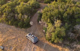 Off grid campervan with TV & ROOFTOP DECK