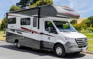 2020 Winnebago Vita Mercedes Diesel 19 MPG - RV 7