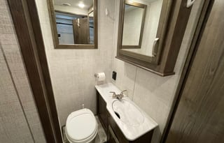 2025 Gulf Stream 30ft. with free private shuttle