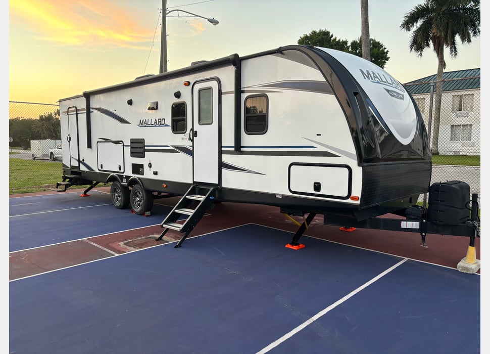 Travel Trailer rentals in Loxahatchee