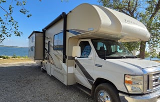Roam Free RV Rental- Family Friendly RV Rental