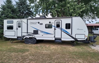 2021 Coachmen Freedom Express Select Edition 31SE