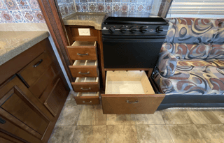 Ultimate home on wheels!-2013 Jayco Greyhawk 29KS